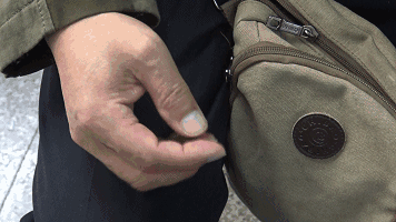 b818252bba2720b515ee6fa95f0e23b2.gif