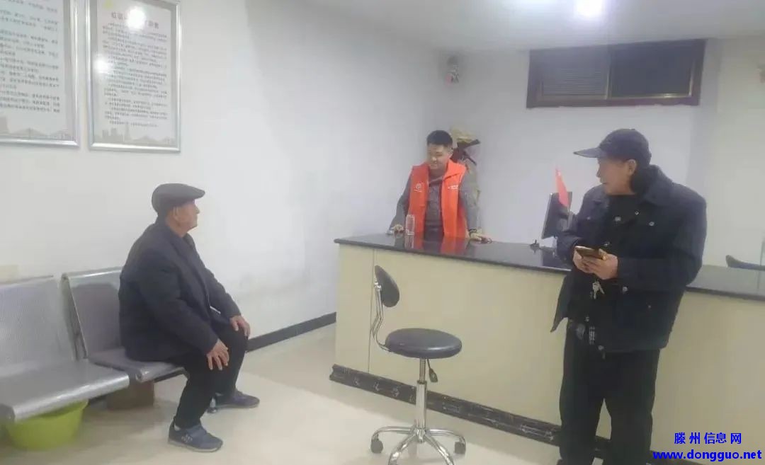 滕州：好人多，TA们帮言语不清的老人找到家...
